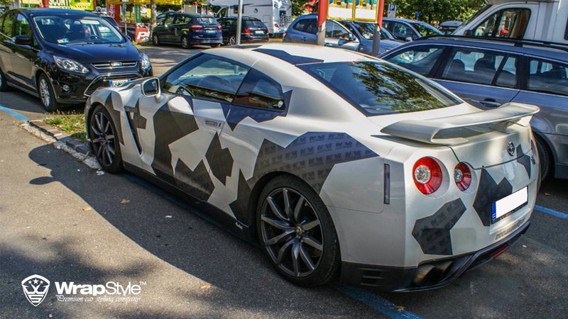 Nissan GTR - Camouflage design - img 4 small