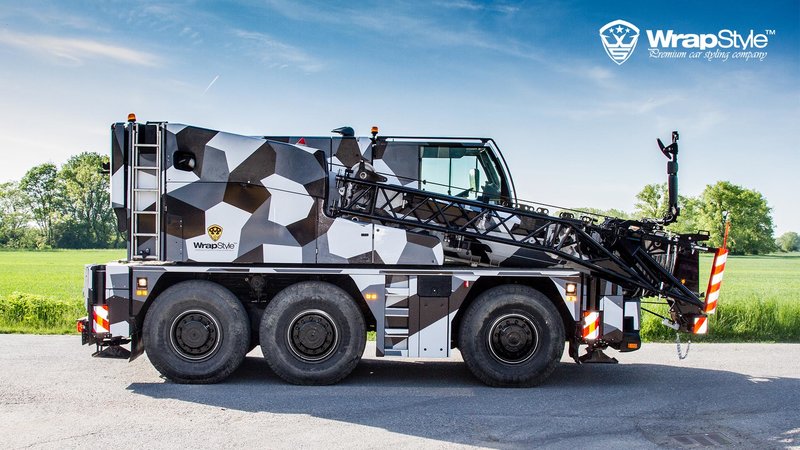 Liebherr Crane - Camo design - img 1 small