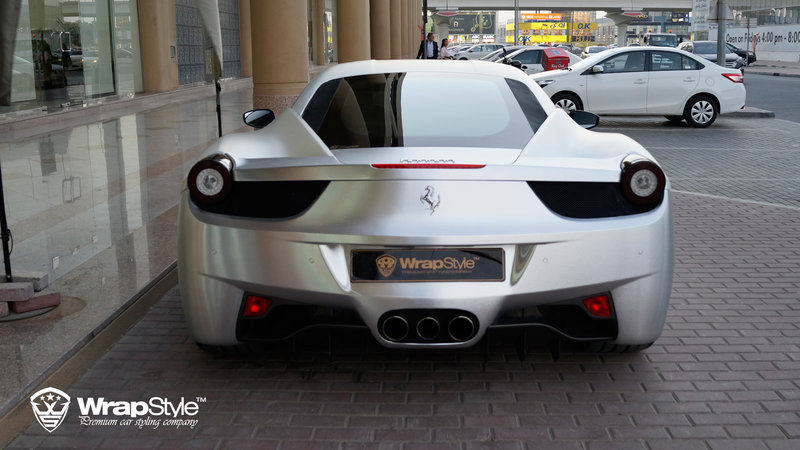 Ferrari 458 Italia - Silver Chrome wrap - img 1 small