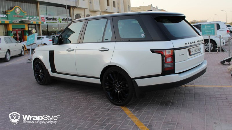 Range Rover Autobiography - White Pearl wrap - img 2 small