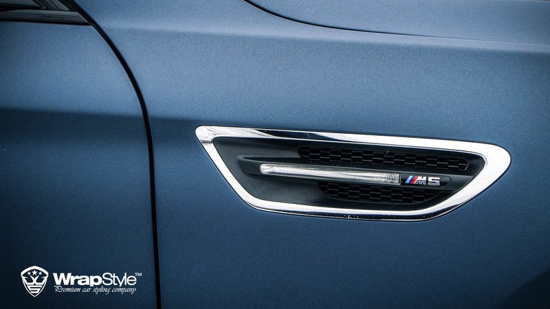 BMW M5 - Mariana Blue Matt wrap - img 5 small