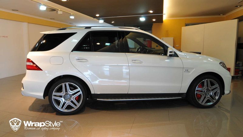 Mercedes ML - White Gloss wrap - img 3 small