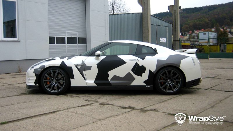Nissan GTR - Snow Camouflage design - img 3 small
