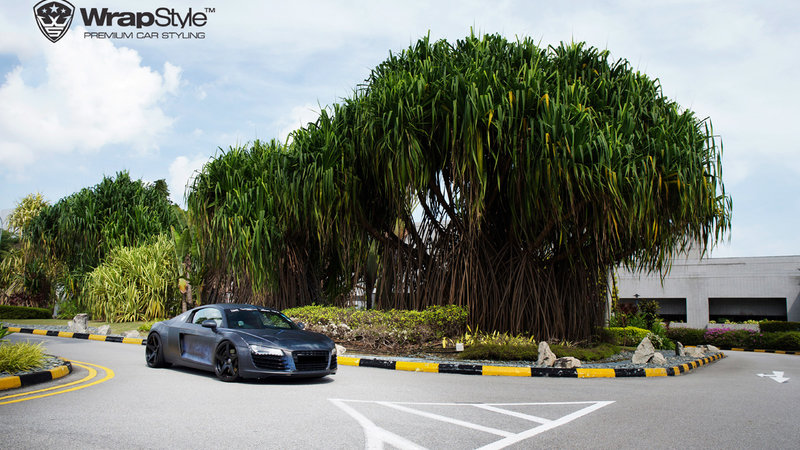 Audi R8 - Batman design - img 1 small