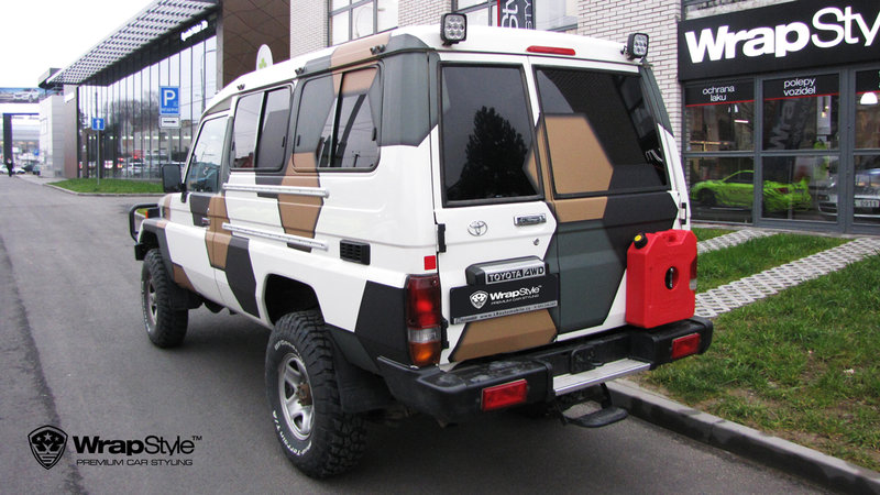 Toyota Land Cruiser - Camo design - img 2 small