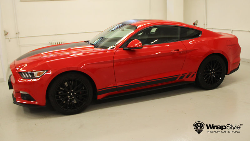 Ford Mustang - Stripes design - img 1 small