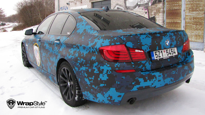 BMW 5 - Blue digi camo - img 2 small