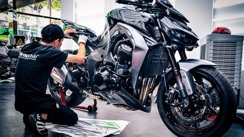Kawasaki Z1000 - Green Detailing wrap - img 1 small