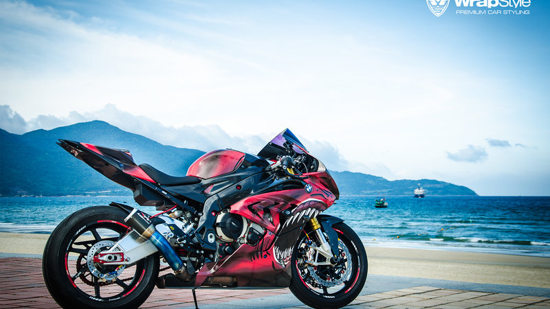 BMW 1000 RR - Shark design - img 2 small