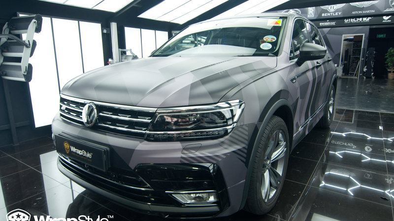 Volkswagen Tiguan - Abstract Camo design - img 1 small