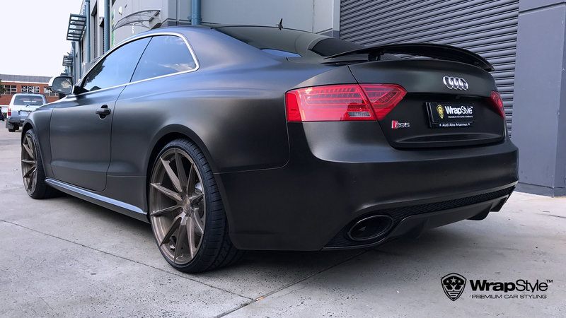 Audi RS5 - Black Metallic wrap - img 2 small
