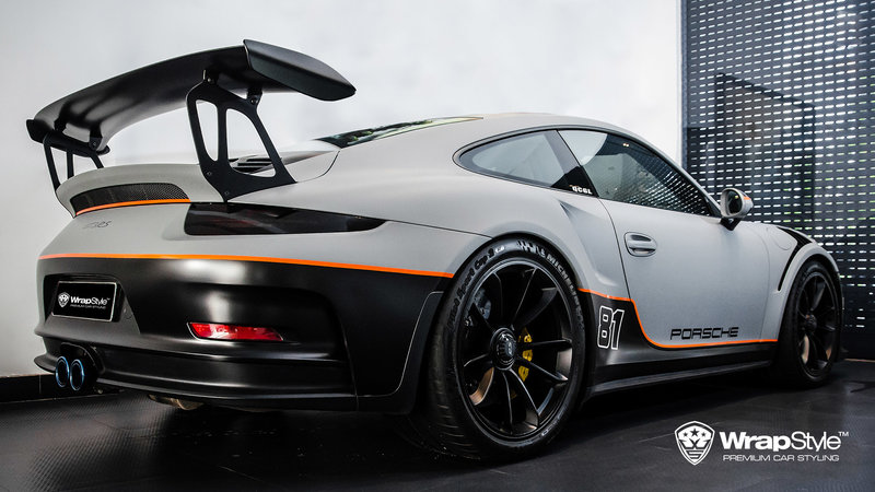 Porsche GT3 RS - Race design - img 2 small