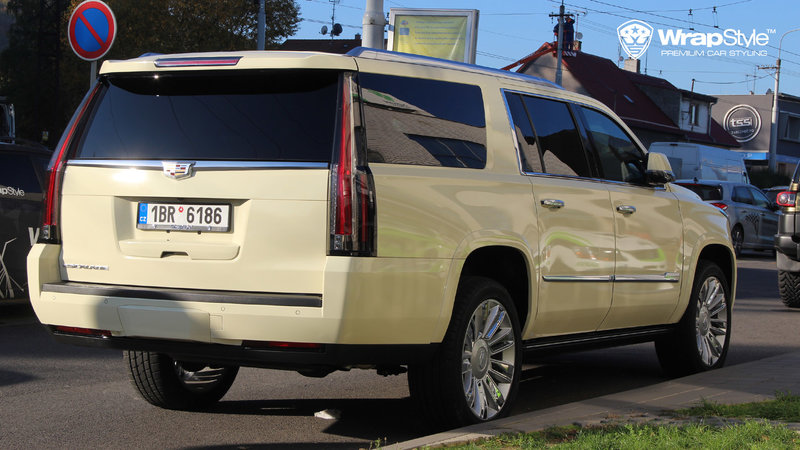 Cadillac Escalade - Beige Gloss wrap - img 1 small