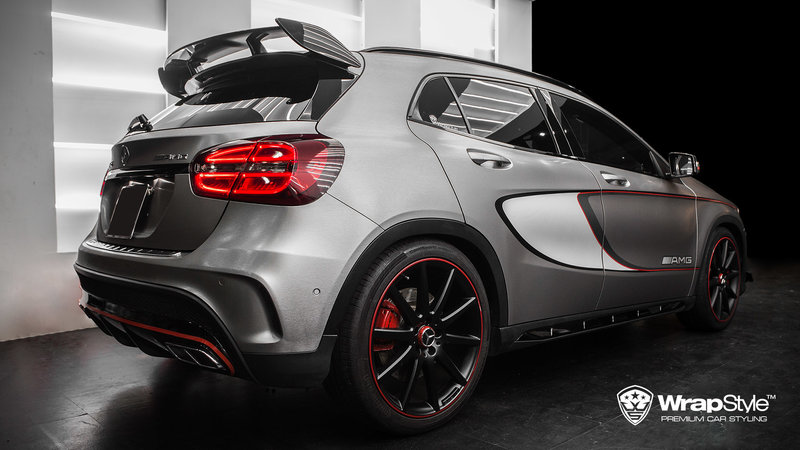 Mercedes Benz GLA 45 - Brushed Titanium wrap - img 2 small