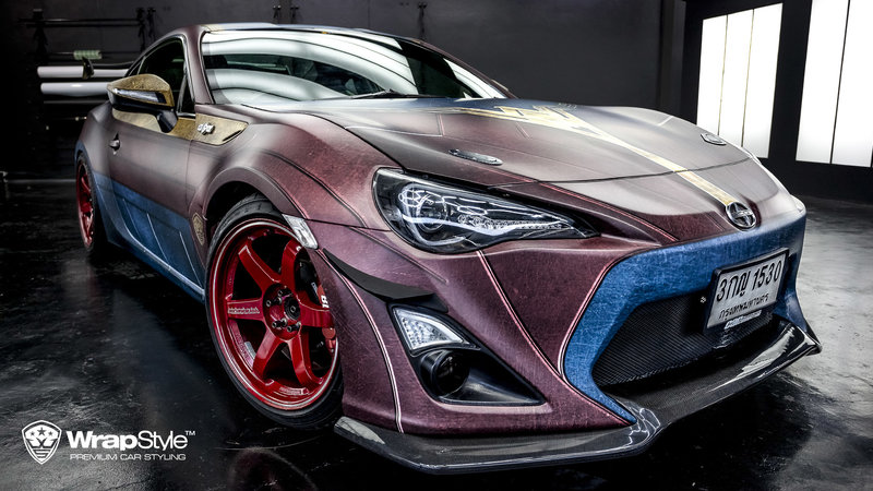 Toyota GT 86 - Wonder Women design - img 2 small