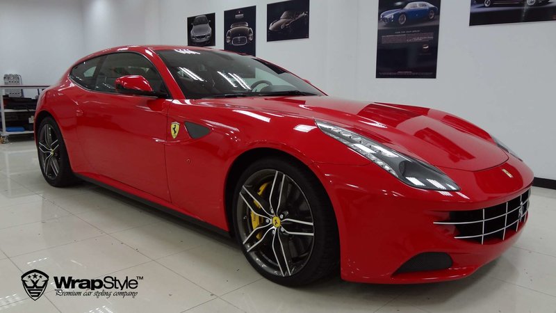 Ferrari FF - Red Gloss wrap - img 2 small