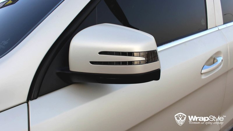 Mercedes ML 63 - Pearl White wrap - img 2 small