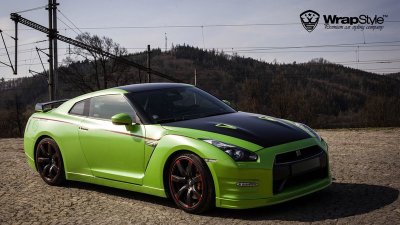 Nissan GTR - Kryptonite wrap - img 2 small