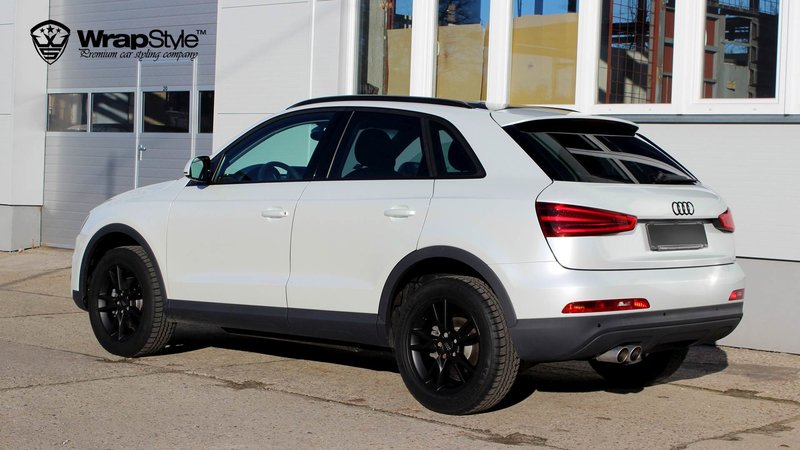 Audi Q3 - White Pearlescent wrap - img 1 small