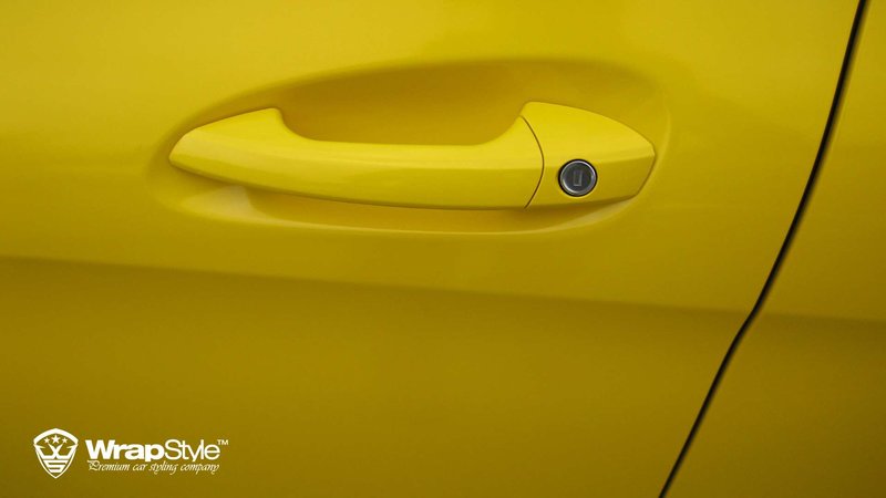 Mercedes B - Yellow Gloss wrap - img 2 small