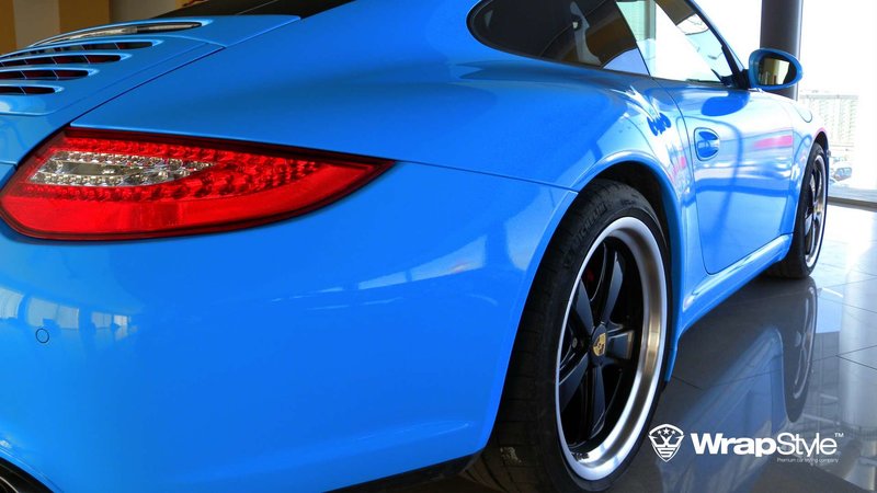Porsche 911 - Blue Gloss wrap - img 1 small
